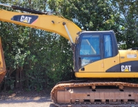 EXCAVADORA CATERPILLAR® 320 DL