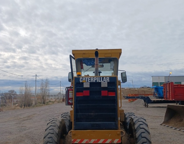MOTONIVELADORA CATERPILLAR® 120H