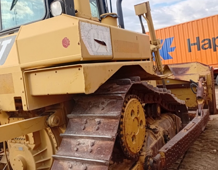 TOPADORA CATERPILLAR® D6T