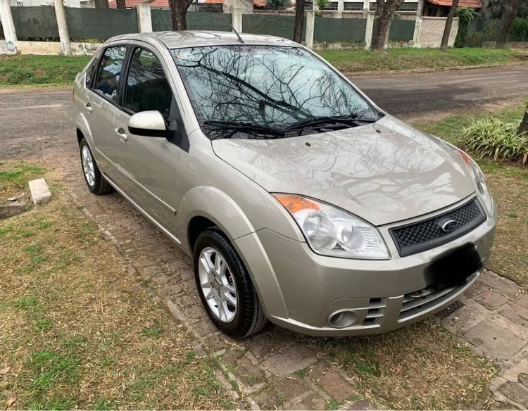 VENDO FORD FIESTA MAX EDGE PLUS 2008