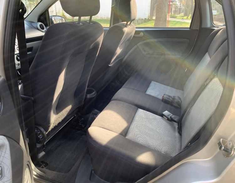 VENDO FORD FIESTA MAX EDGE PLUS 2008