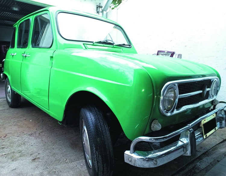 Renault 4