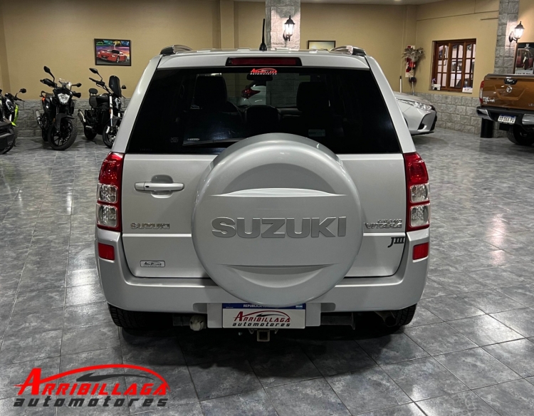 Suzuki Grand Vitara JIII 4X4 2.4N MT 2010 Necochea