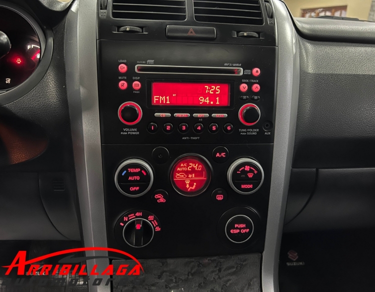 Suzuki Grand Vitara JIII 4X4 2.4N MT 2010 Necochea