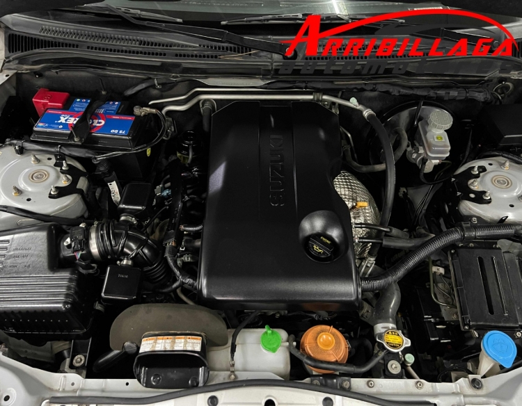Suzuki Grand Vitara JIII 4X4 2.4N MT 2010 Necochea