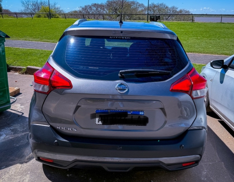 Vendo Nissan Kicks 2018. Único dueño. 