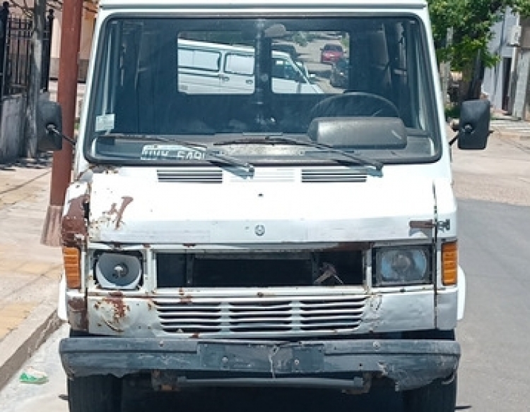 Mercedes Benz 307D