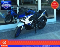 Bajaj Rouser RS200