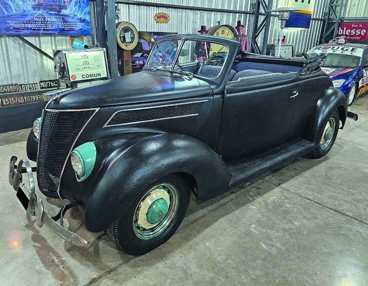Ford Cabriolet
