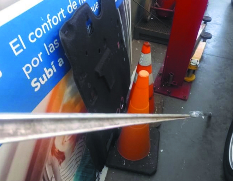 Moldura lateral puerta F100