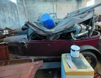 Se vende lote de autos antiguos