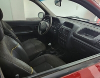 Doy a pagar Renault Clio MIO 3P 2014 solo con DNI