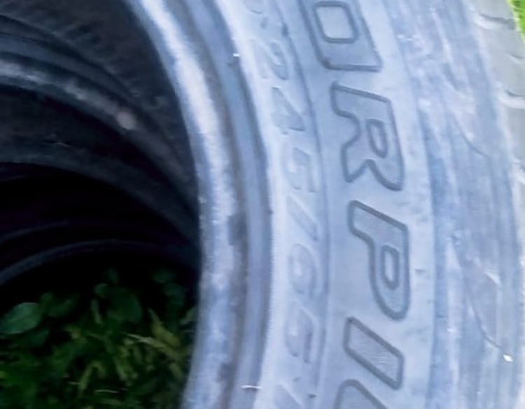 245/65-17 Pirelli Scorpion