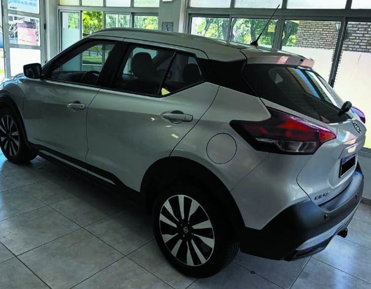 Nissan Kicks Advance