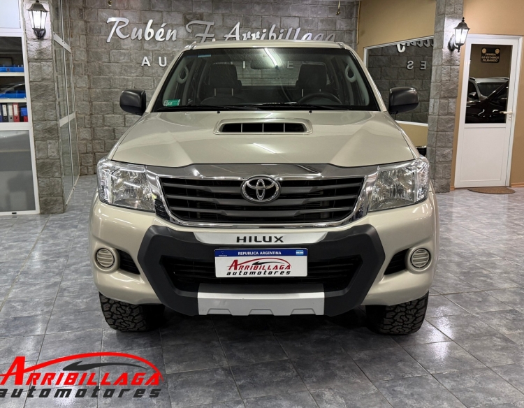 Toyota Hilux SR 4X4 MT 3.0 TDI DC 2015  Necochea