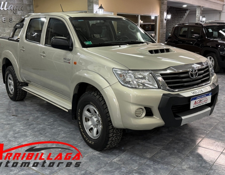 Toyota Hilux SR 4X4 MT 3.0 TDI DC 2015  Necochea