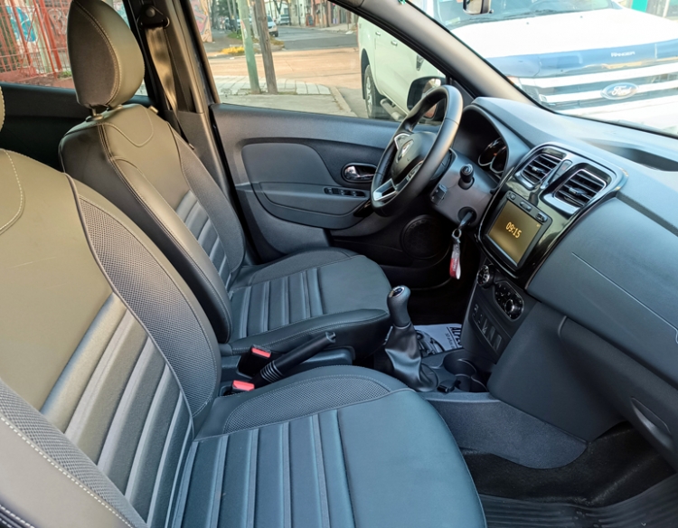 Renault Sandero 1.6 Intens 2024, como nuevo!!!