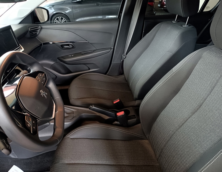 Peugeot 208 Active Pack Tiptronic 2024