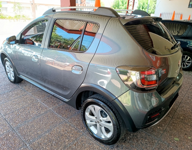 Renault Sandero II Stepway 1.6 Privilege 2017