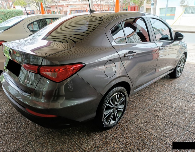 Fiat Cronos 1.8 Precision Pack Premium 2021