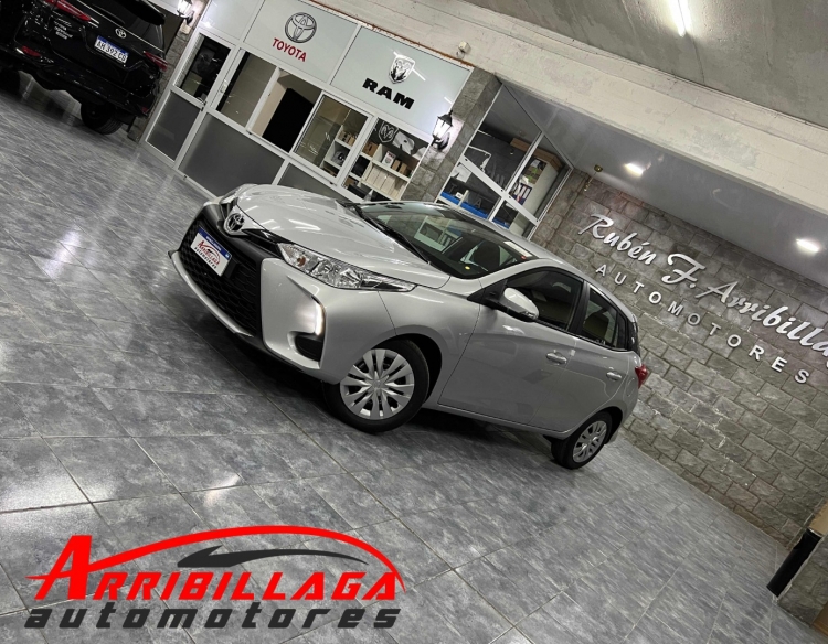 ** Toyota Yaris XS 1.5n CVT 5 Puertas - 0Km Necochea **